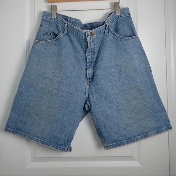 Wrangler Other - Wrangler Men’s Relaxed Fit Jean Shorts size 40